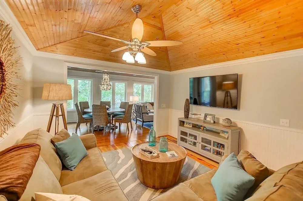 29 Twin Oaks