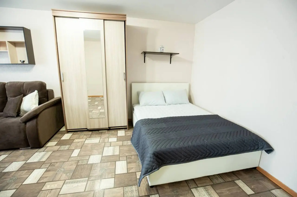 N .Ostrovskogo 23 Dvuhkomnatnye apartamenty naprotiv GorSada
