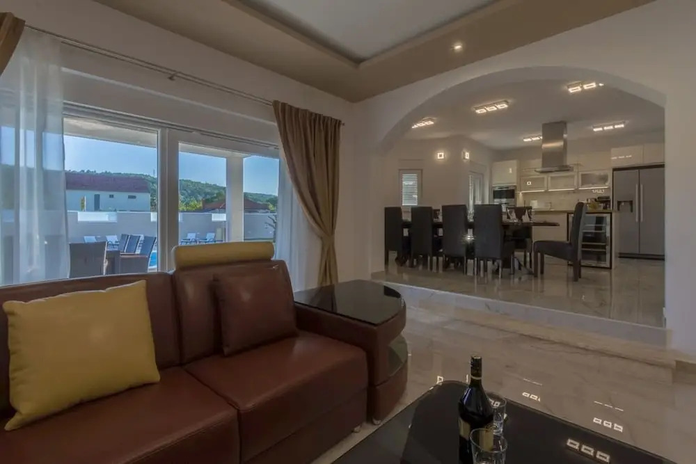 Villa Neda