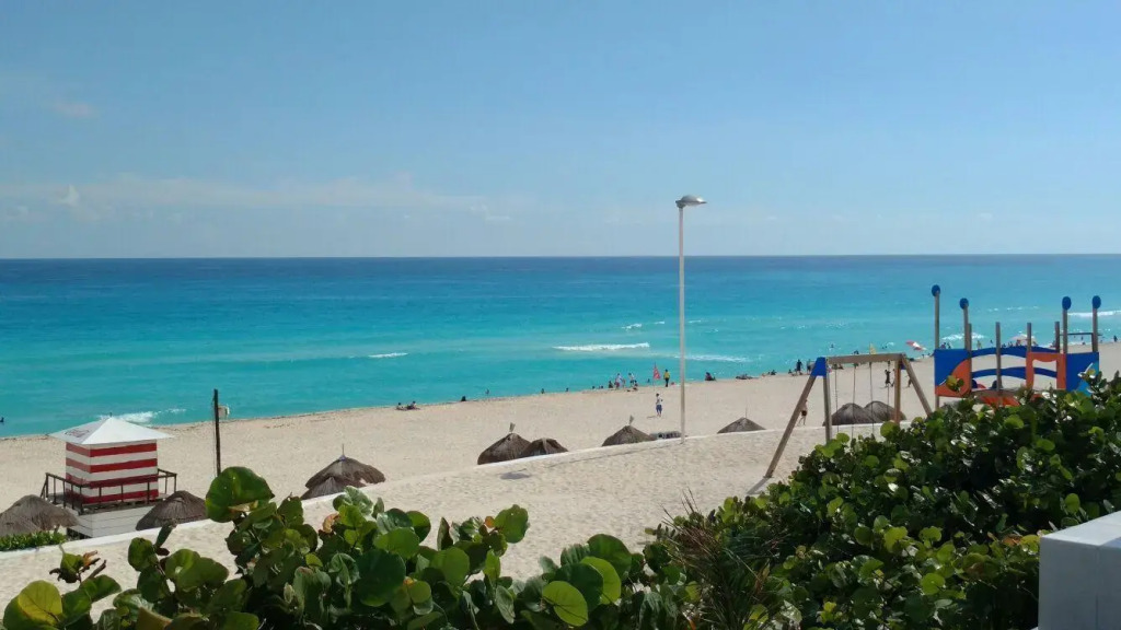 Studio Front The Beach Cancun