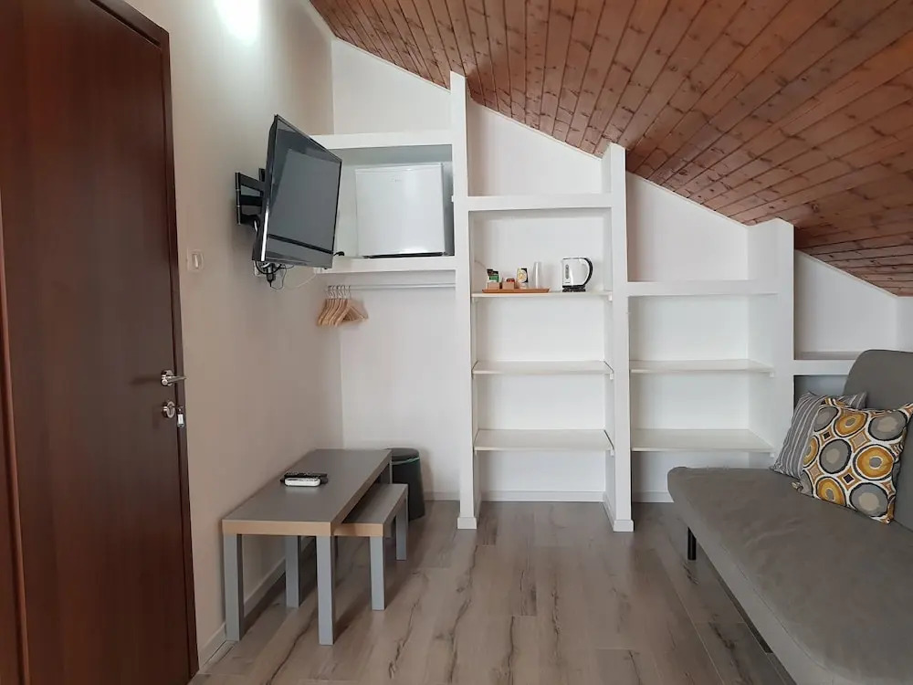 Airport Guest House
