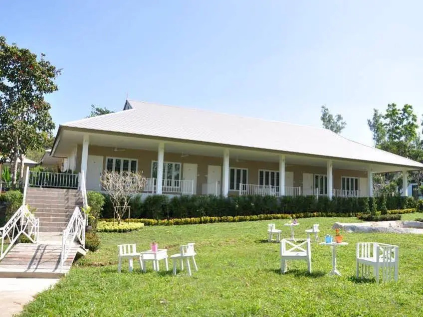 Jittakaya Resort