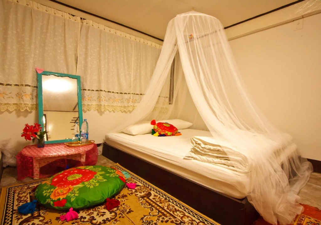 Chezmoi Handicraft & HomeStay