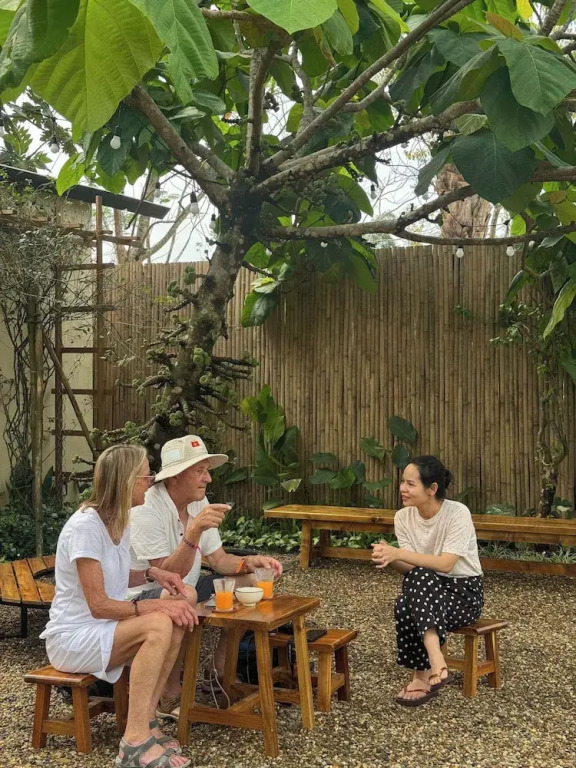 Vả Riverside Retreat