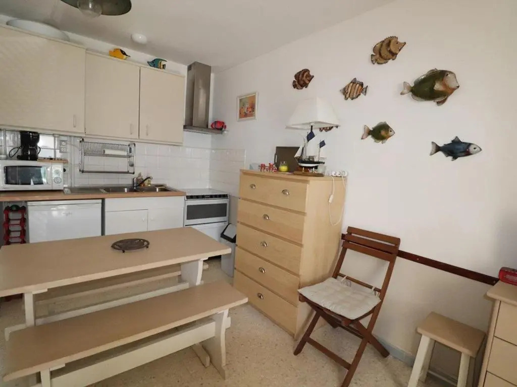 Appartement Le Grau-du-Roi, 1 pièce, 4 personnes - FR-1-307-20