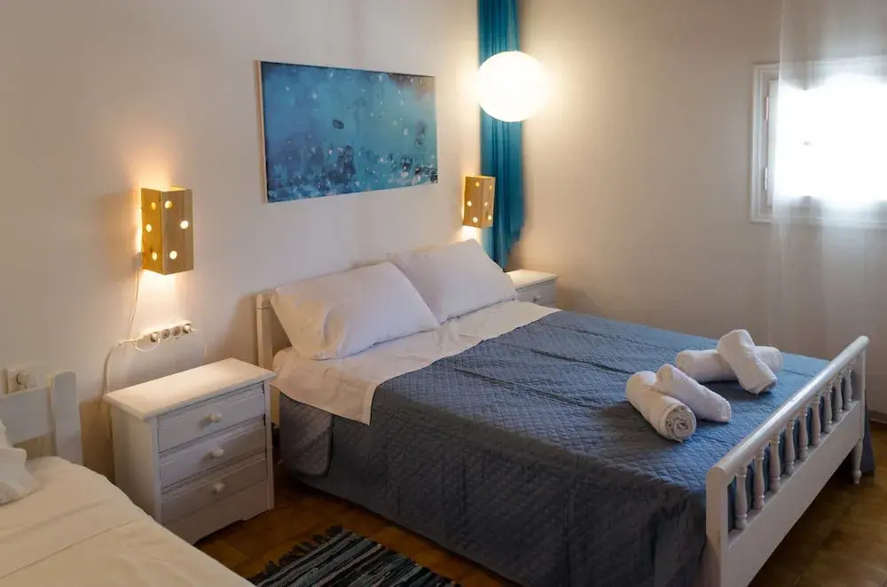 Marini Traditional Cottages