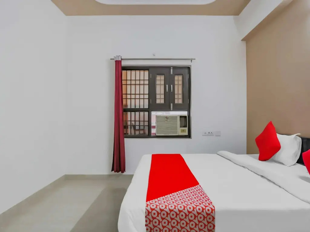 R P Residency by OYO Rooms