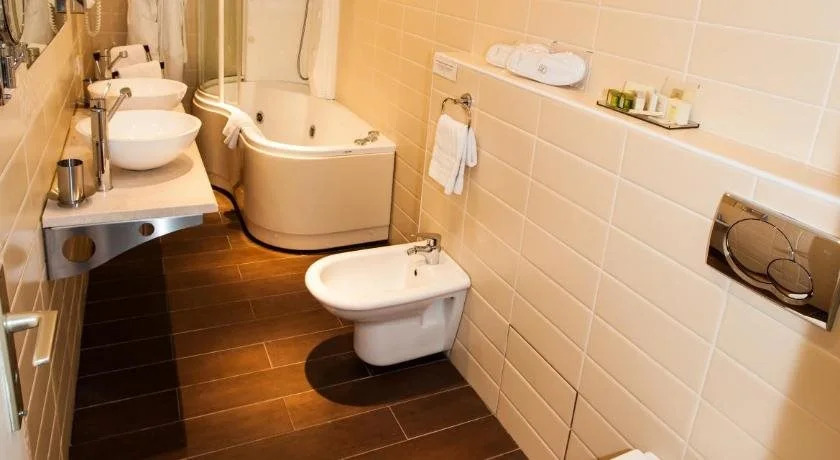 Logis Paris Rome