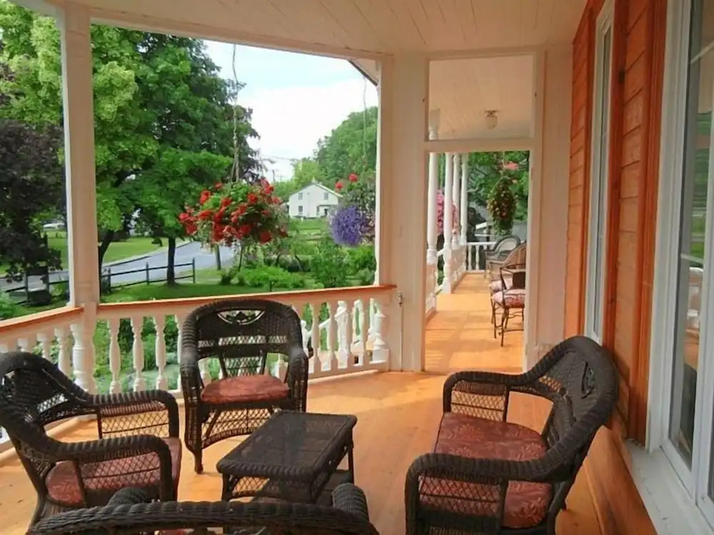 Auberge du Sault-à-la-Puce