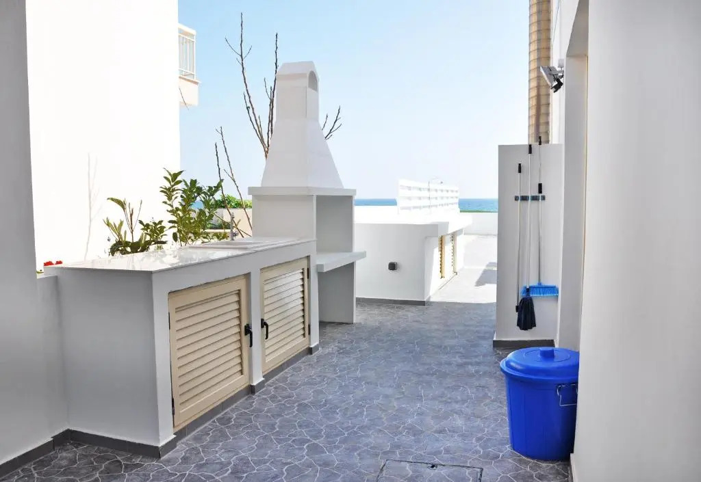Villa Waves