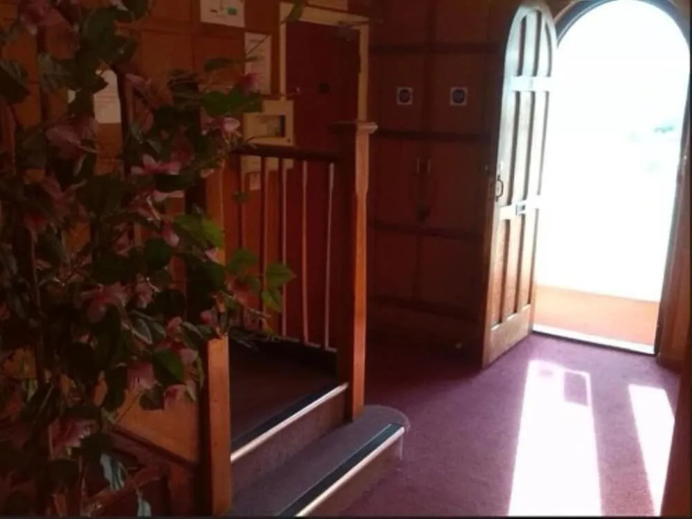 Heathrow Lodge Ltd