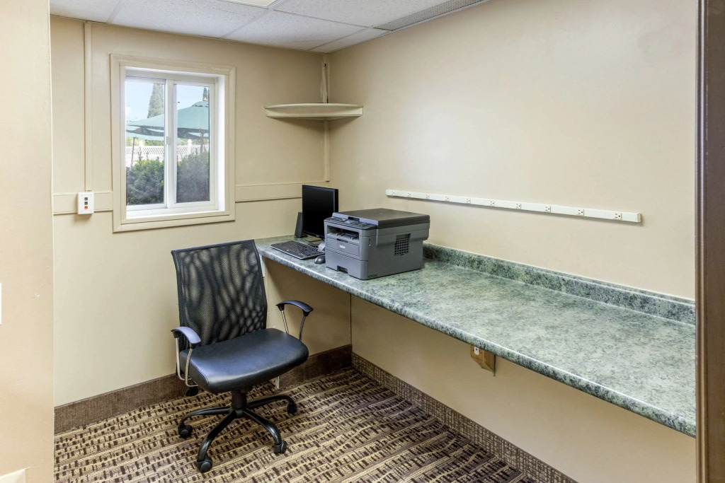 Quality Inn & Suites Plattsburgh