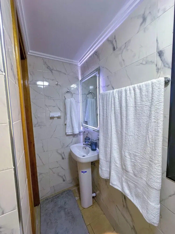 VELUXA - LUXURY HOLIDAY HOMES - Centric flat