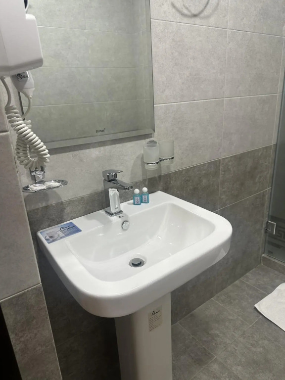Anor Guest House (Анор)
