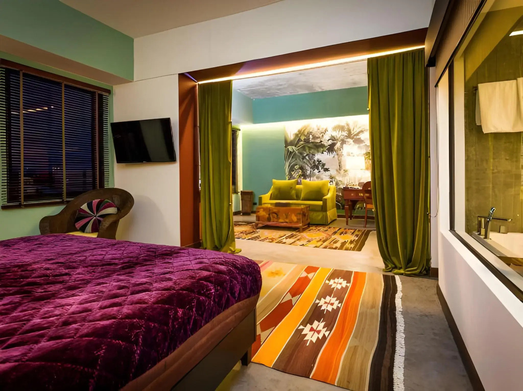 Lao Poet Hotel