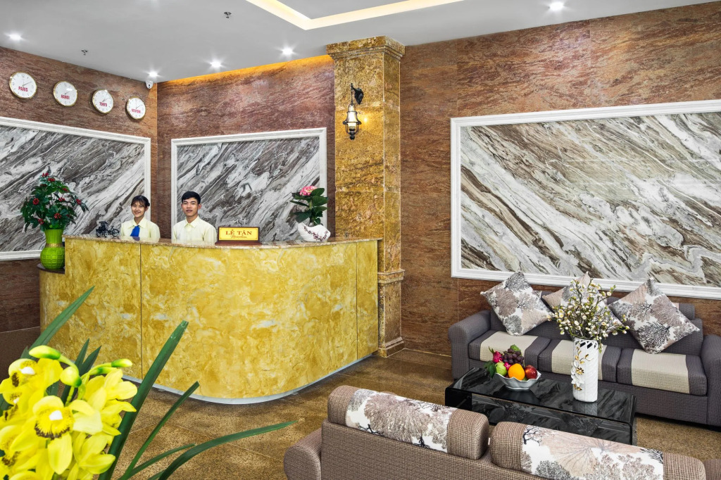 An Thuyen Hotel