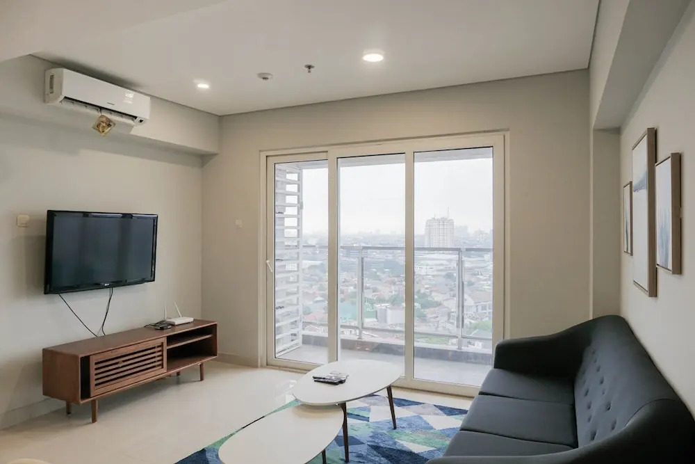 Big And Cozy 3br Apartment at Maqna Residence