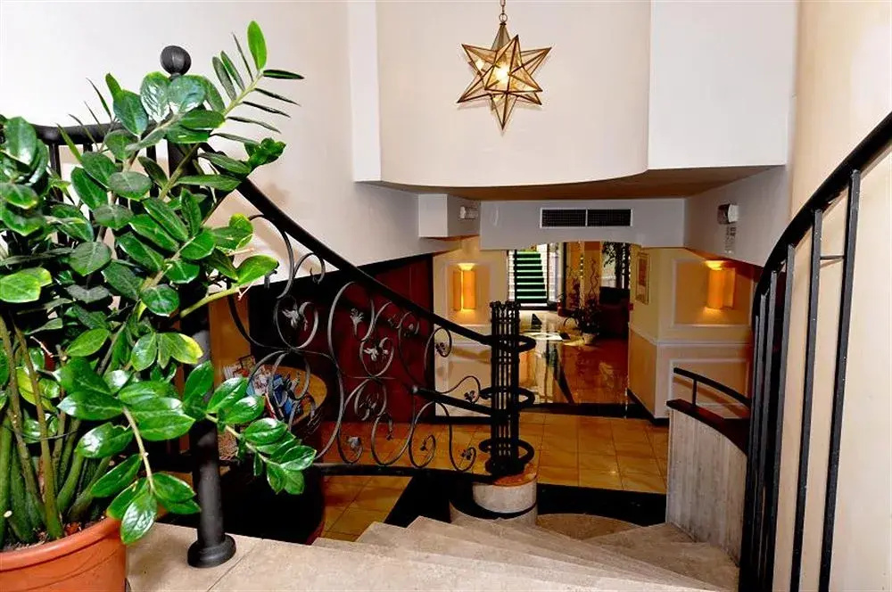 Hotel Executive