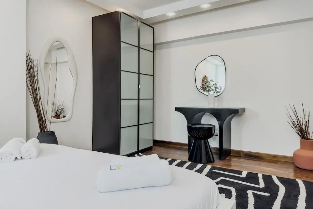 Xuru Stays I The 3bdr Avant-garde Residence 5 min to Airport