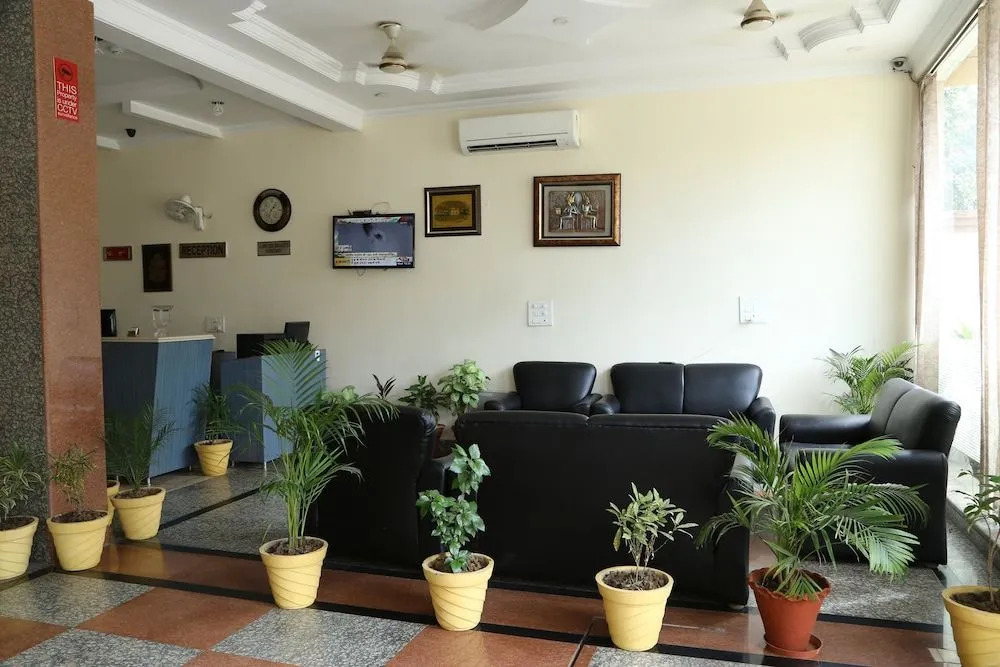 OYO Rooms Sector 42 Chandigarh