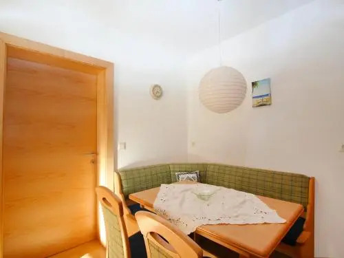 Apartment Ferien 1 by Interhome