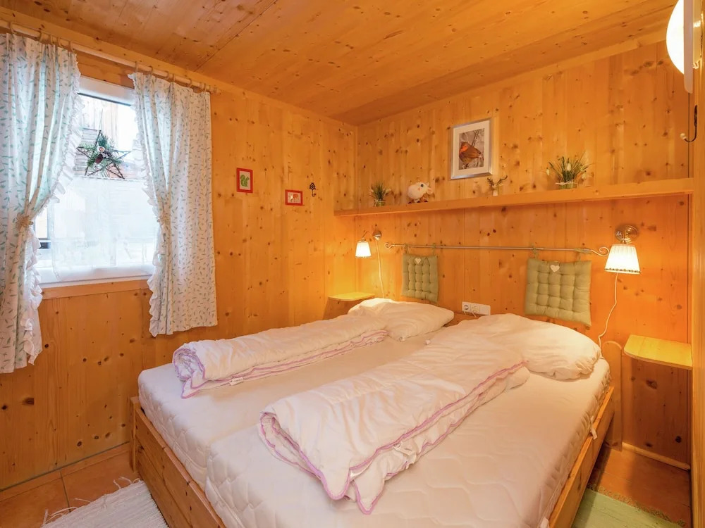 Cozy Chalet in Hohentauern With Parking