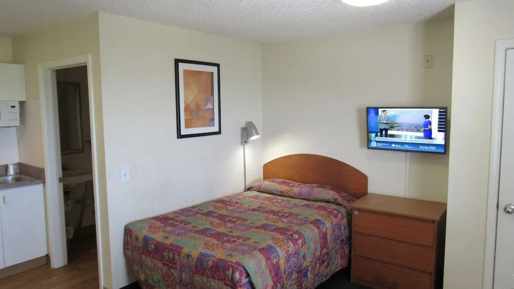 Intown Suites Extended Stay Nashville TN - Bellevue