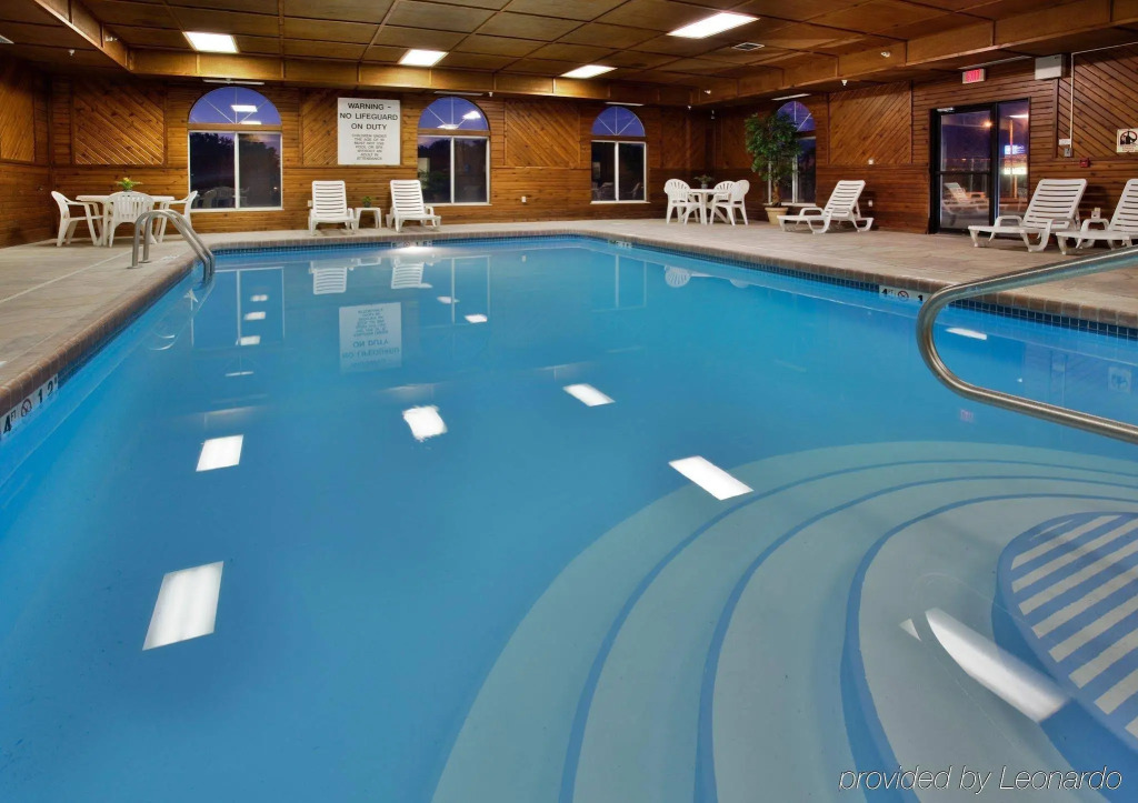 Holiday Inn Express Hotel & Suites Beatrice by IHG