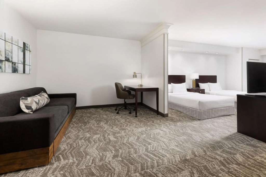 SpringHill Suites Fresno