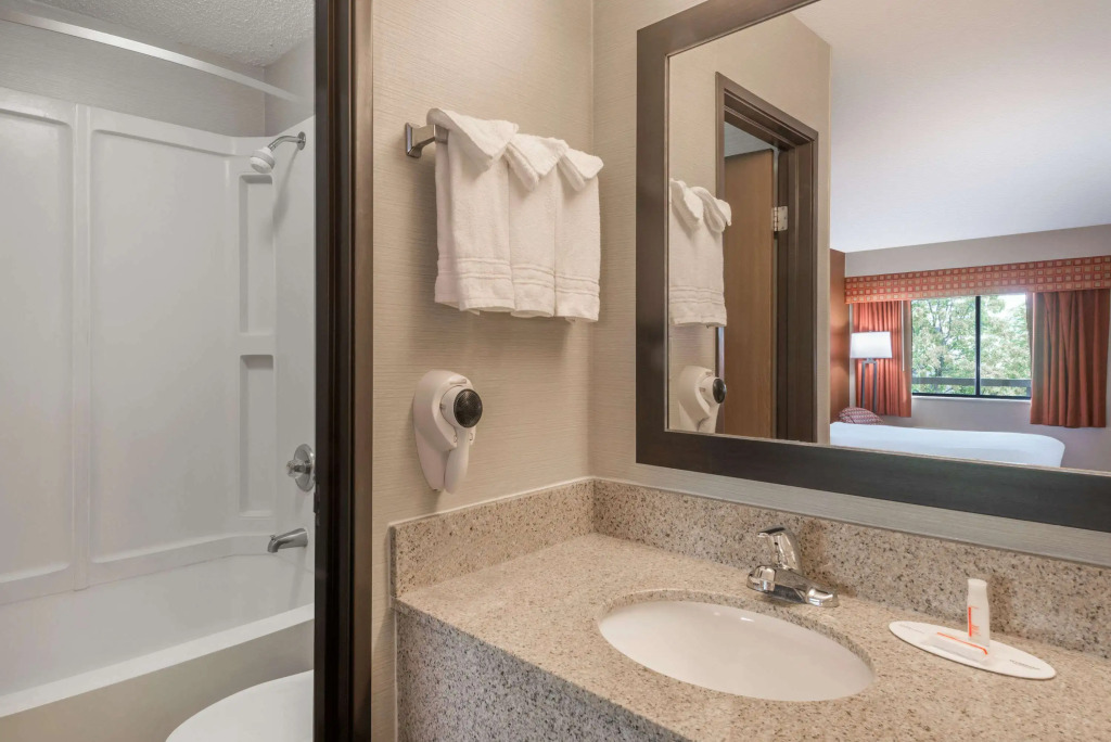 Days Inn by Wyndham Columbus Fairgrounds