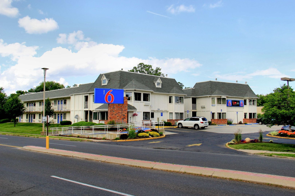 Motel 6-Enfield, CT - Hartford