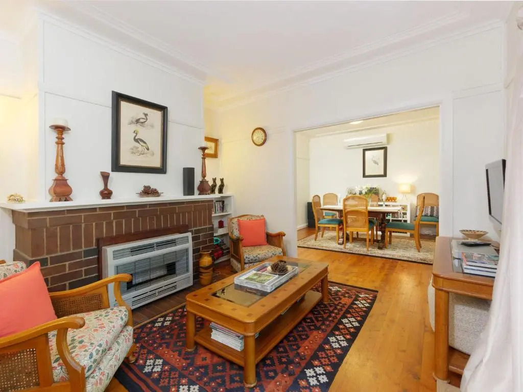 Redwood Cottage Burradoo getaway Southern Highlands 4pm Check Out Sunday