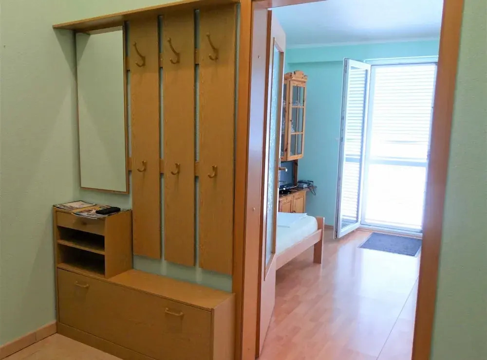 Cozy Crikvenica Apartments With Sea View and Balcony