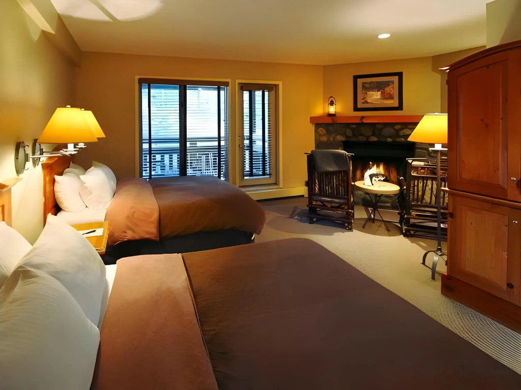 Buffalo Mountain Lodge
