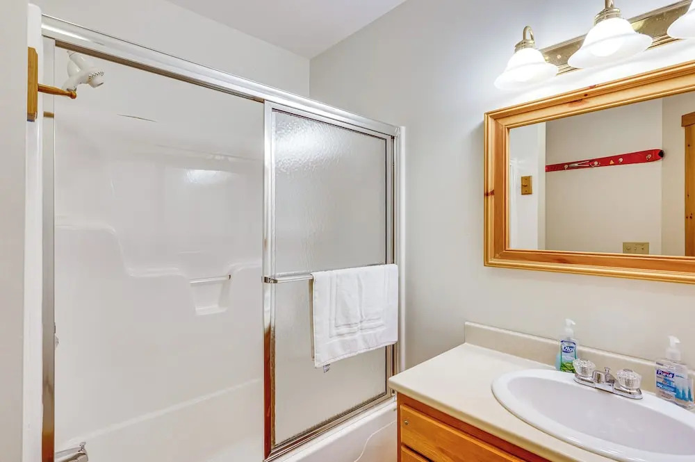 Ski-in Resort Family Condo w/ Deck at Jay Peak!