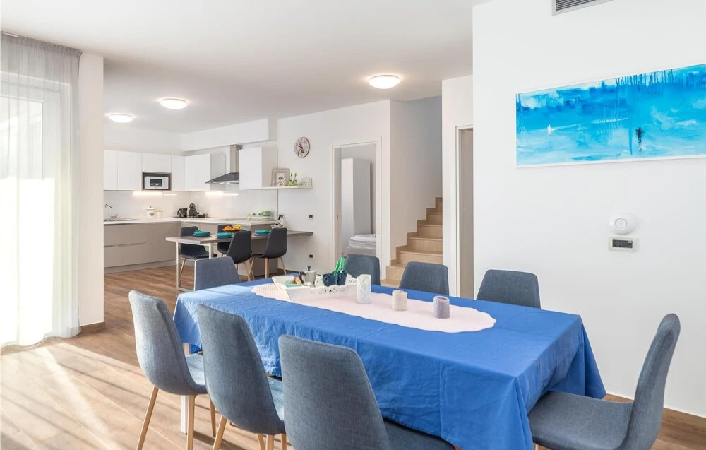 Beautiful Home in Premantura With 4 Bedrooms, Wifi and Outdoor Swimming Pool