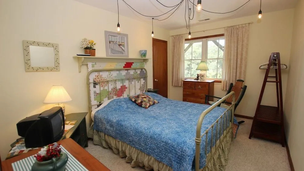 Whalin - 4 Br Home
