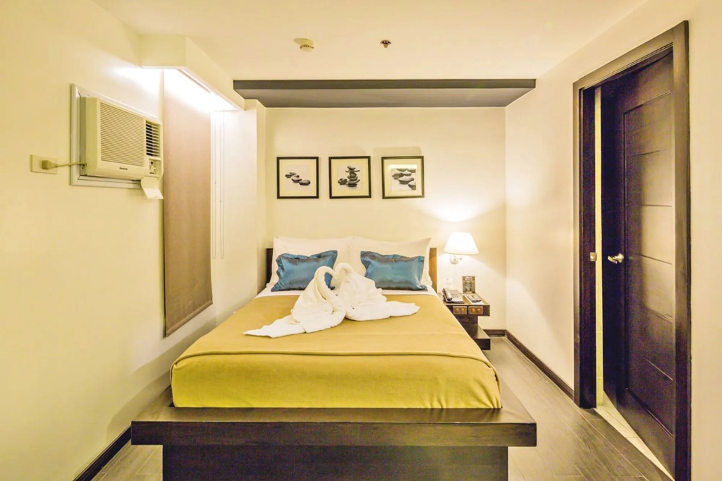 Ritz Astor Hotel