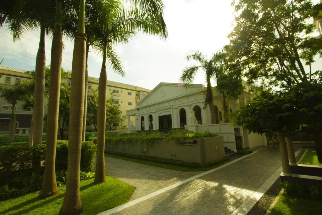 The Green View Hotel