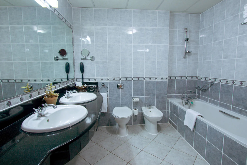 The Panari Hotel - Near Jomo Kenyatta International Airport