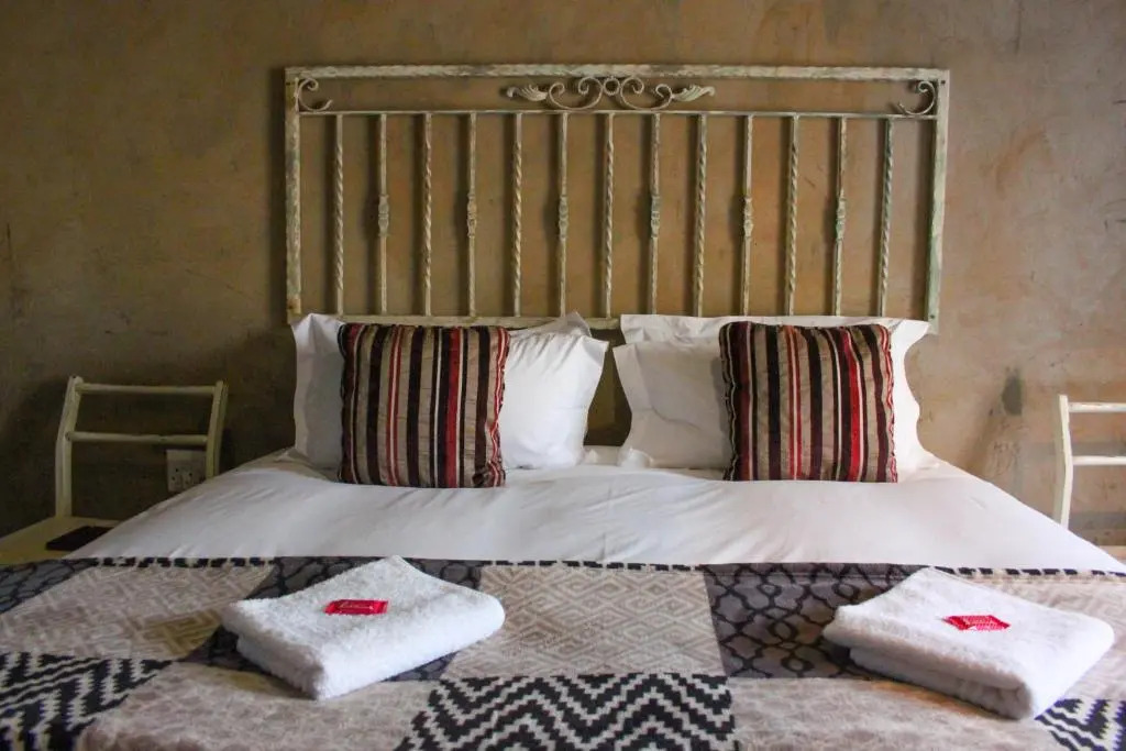 Mirabel Guesthouse
