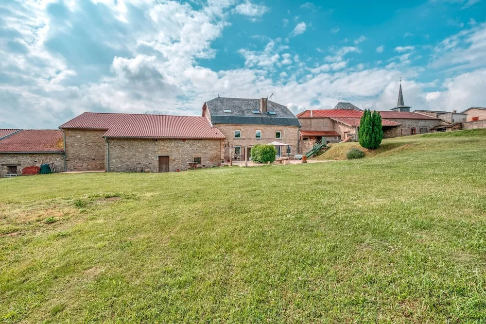 Cottage in Nouart Countryside