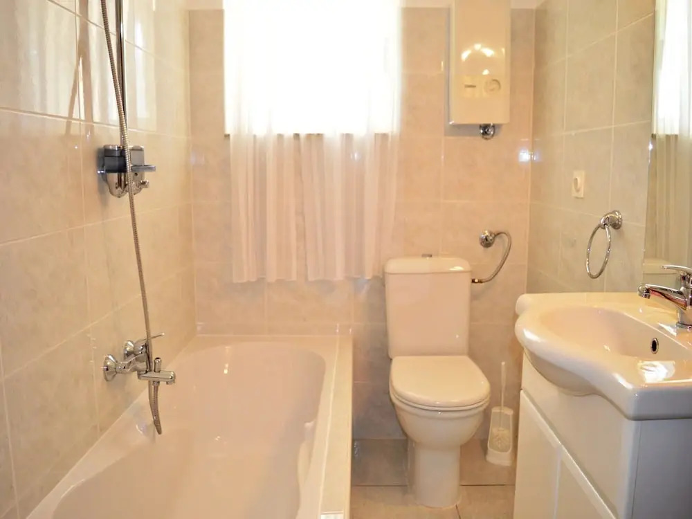Apartment Ante 500 / Three Bedrooms A1