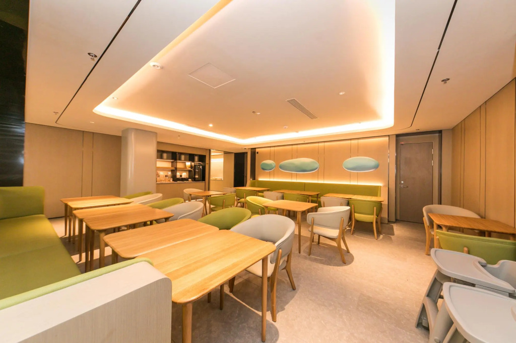 Ji Hotel Shanghai Huangxing Road Metro Station