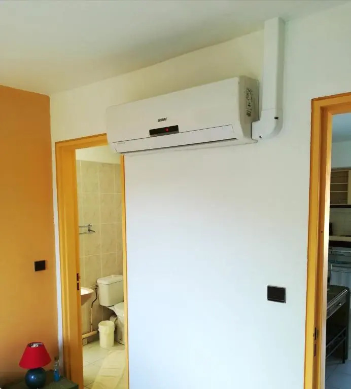Appartement d'une chambre avec piscine partagee jardin clos et wifi a Sainte Anne a 1 km de la plage
