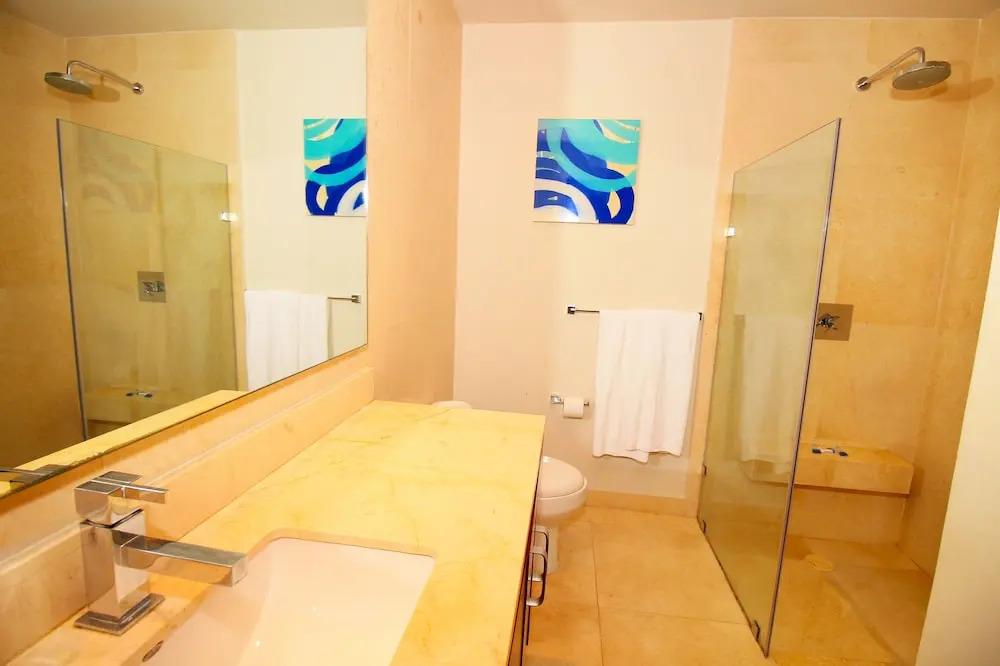 Terrazas Apartments near 5th ave & beach by select