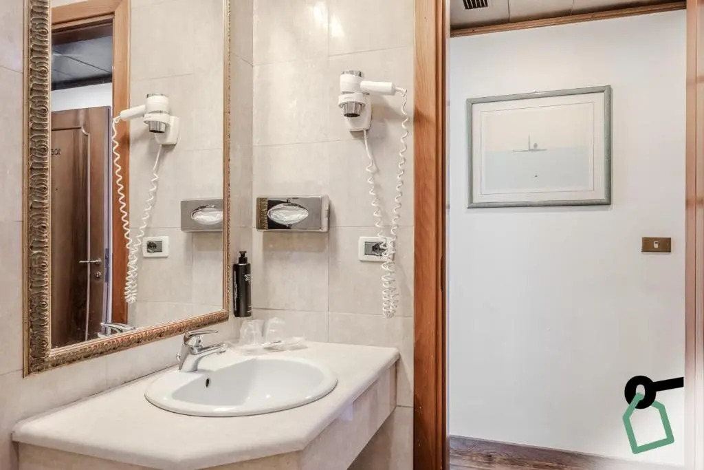 HOTIDAY Room Collection - Venezia Santa Lucia