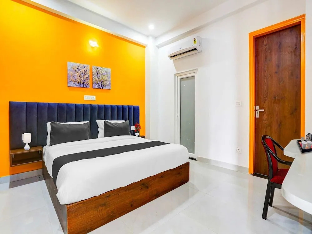 Townhouse Oak Sector 69 Gurgaon