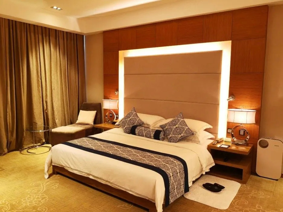 Qujing Guanfang Hotel