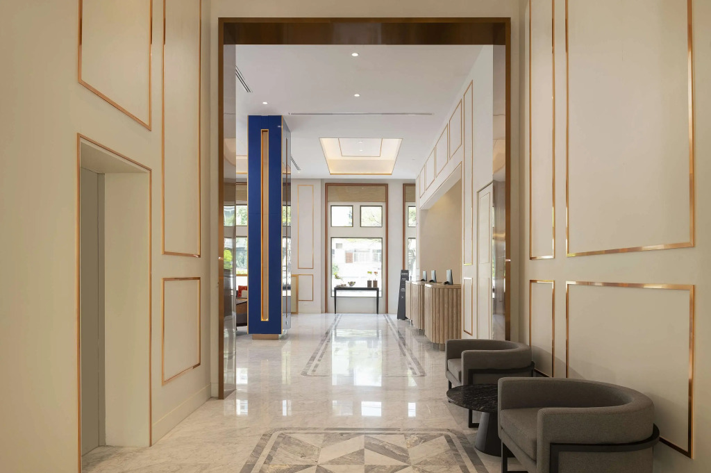 Radisson Hotel Chateau de Bangkok